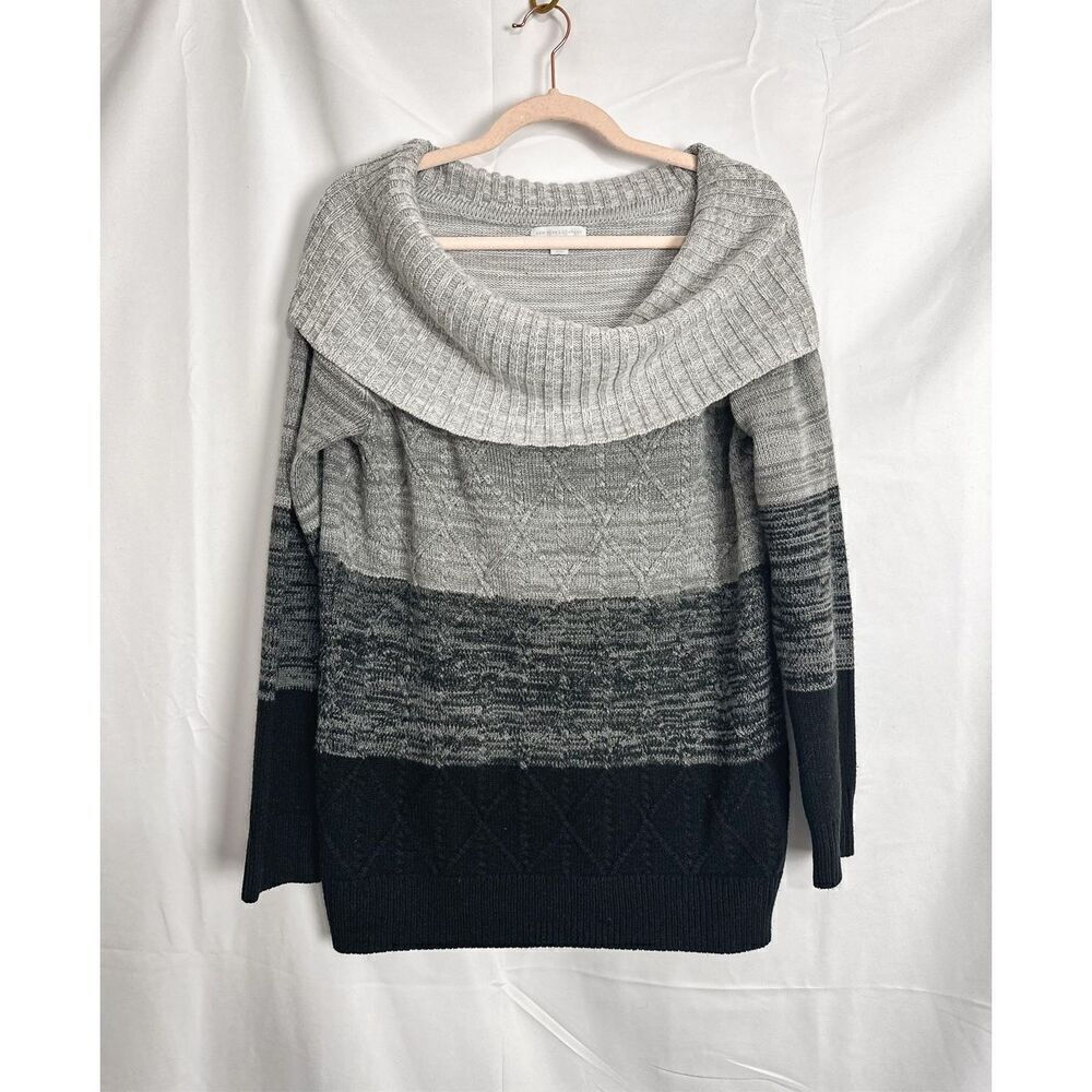 New York & Company Sweater - Picture 4 of 9